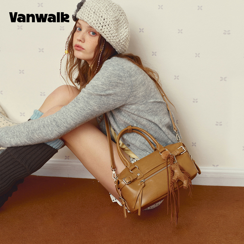 VANWALK/出走高级感手提斜跨女包