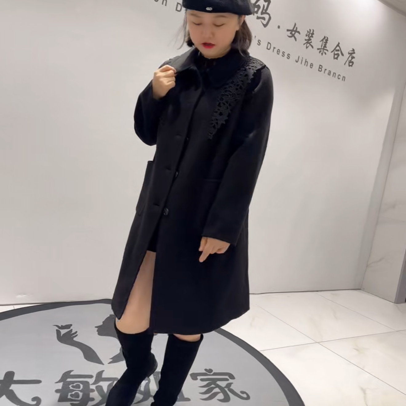 9426芮娜依莲秋冬新加肥加大码女装通勤立体剪裁羊毛羊绒大衣外套