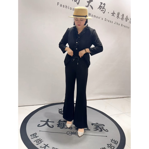 6332女权贵族2026初秋新款加肥加大码女装立体剪裁微喇松紧腰裤子