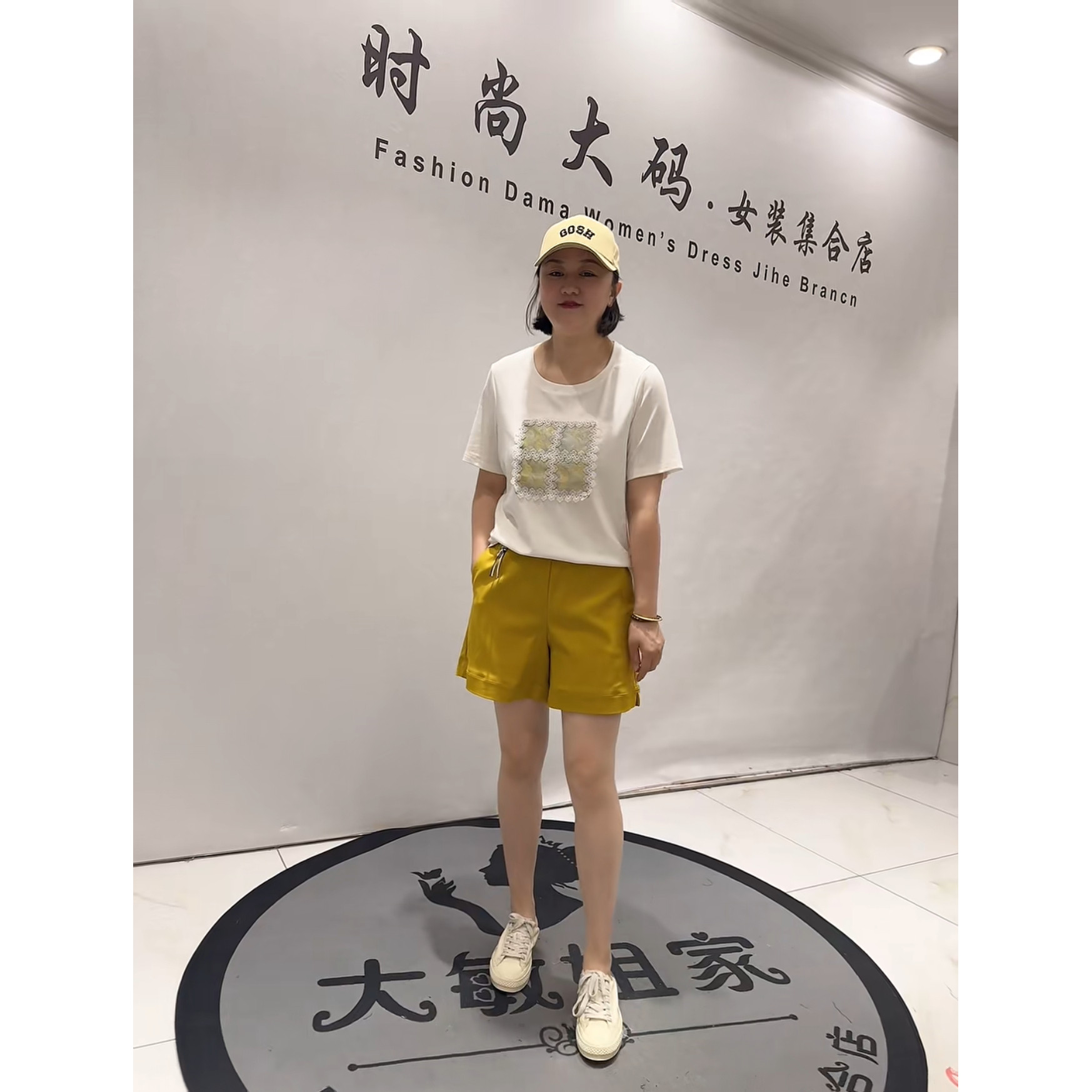 5013芮娜依莲夏季新款加肥加大码女装通勤立体剪裁纯棉T恤小衫