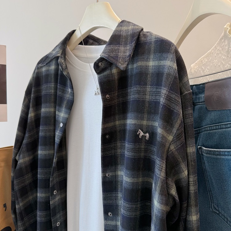 格纹控入!慵懒格调 小马刺绣磨毛厚实暗扣格子衬衫女 休闲衬衣