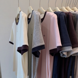 T恤女 胸前小笑脸刺绣显瘦高弹力撞色正肩短袖 韩国one 时髦王炸