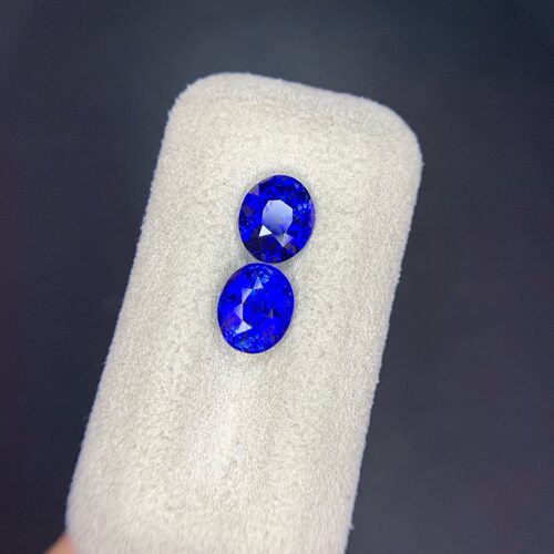 天然斯里兰卡皇家蓝宝石耳钉料