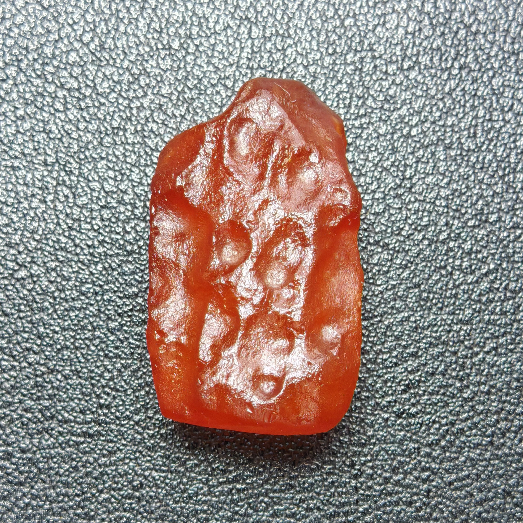 天然琥珀蜜蜡原石波罗的海金绞蜜水滴吊坠牌子扣子全皮原矿毛料