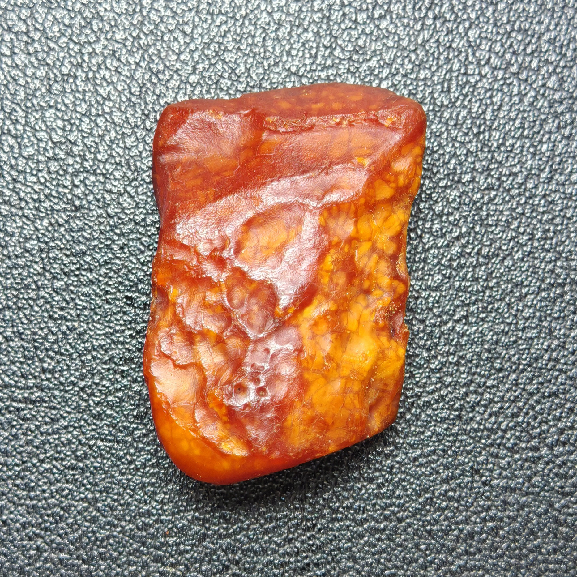 天然琥珀蜜蜡原石波罗的海花蜜鸡油黄牌子吊坠DIY随型手把件毛料