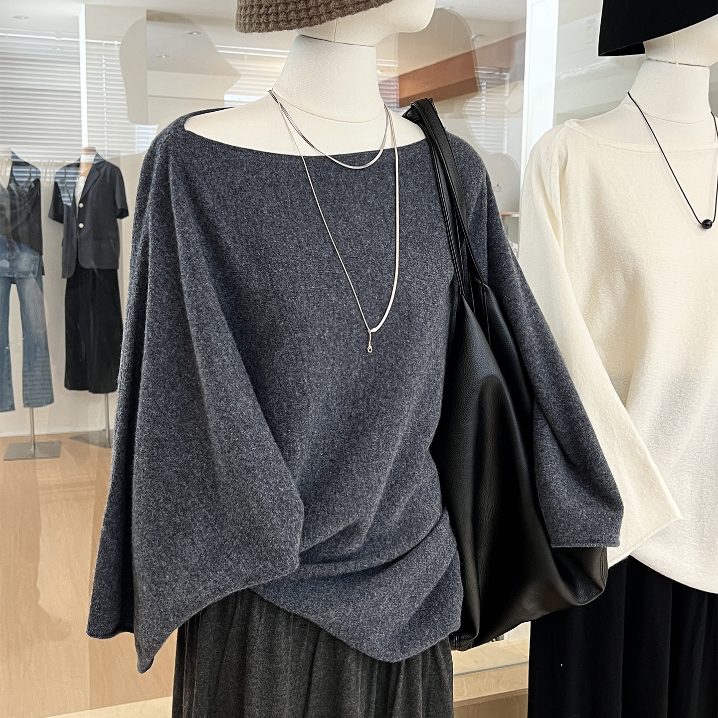 不规则纯羊毛针织衫一字领蝙蝠袖