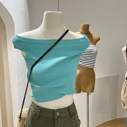 甜辣一字肩上衣女夏露肩锁骨新款别致chic韩系修身短款条纹针织衫