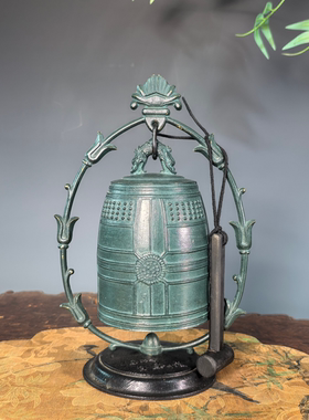 日本进口浮雕铜钟轻奢复古摆件