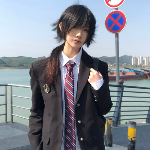 DK制服男生原创校供感休闲西服