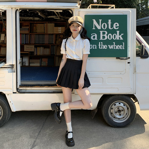白色衬衫两件套女小芙蝶