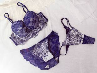 三件套日单纯原R家70C文胸美腰线三角内裤加T裤