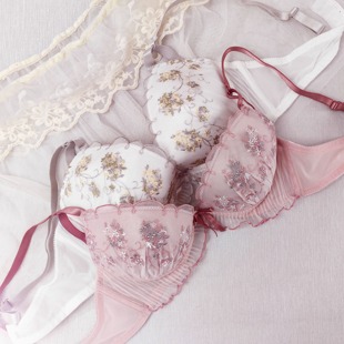 日单纯原刺绣少女风琴褶仙仙单文胸