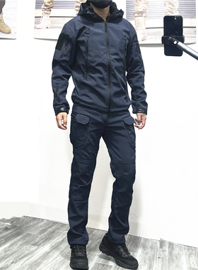 秋冬男女户外鲨鱼皮保暖蓝色套装加绒软壳大码防水防风冲锋衣登山