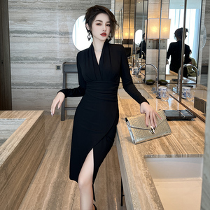 复古黑色赫本风修身V领内搭打底裙子显瘦减龄气质开叉连衣裙女装