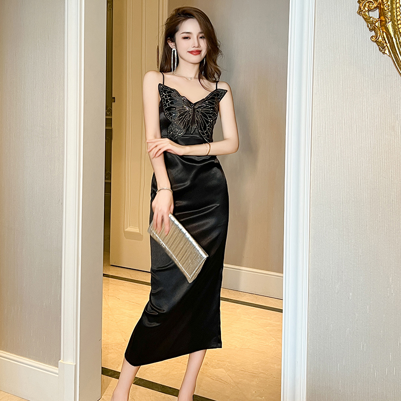 法式赫本风高定黑色晚礼服女2025新款高级感气质吊带连衣裙长款夏