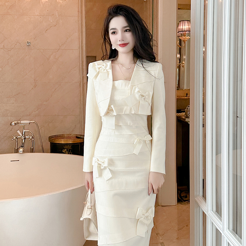 时尚百搭开衫西服短外套女2025新款通勤休闲小众气质显瘦长袖上衣