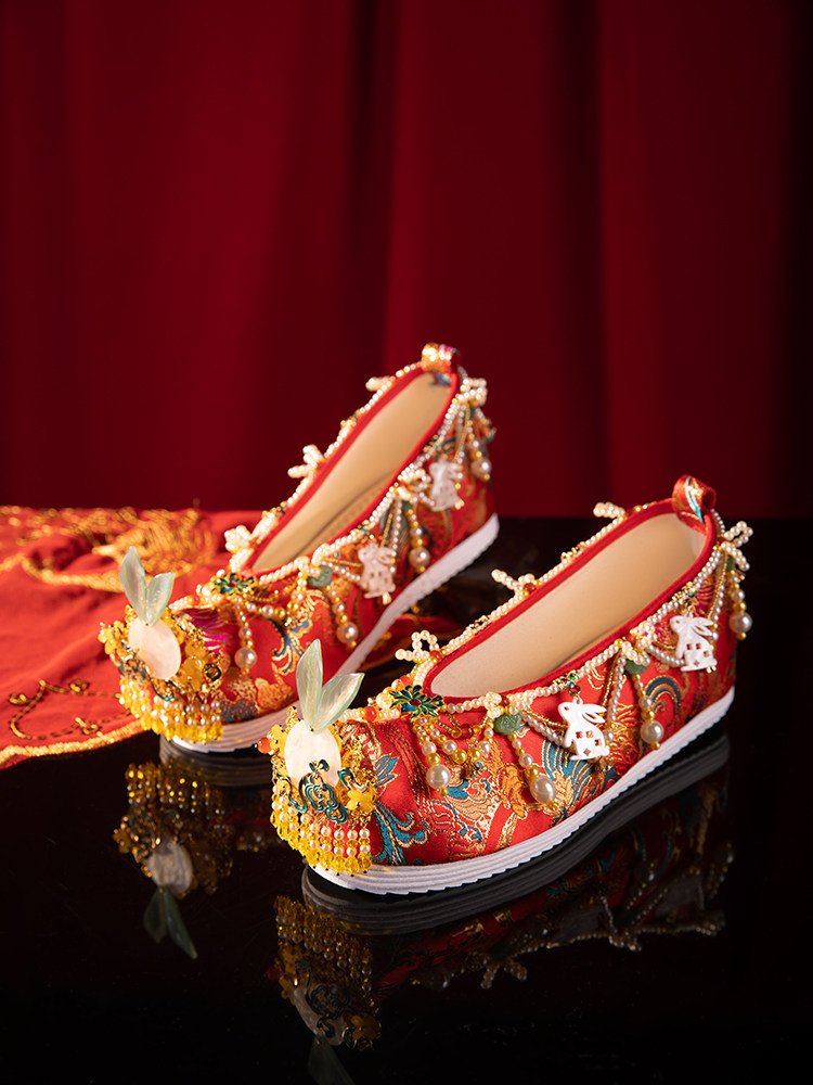 XIUHE WEDDING SHOES WOMENS ORIGINAL YEAR OF THE RABBIT LIMITED WEAVING GOLD INNER TASSEL LIGHT LUXURY CHINESE WEDDING PEARL WEDDING HANFU SHOES