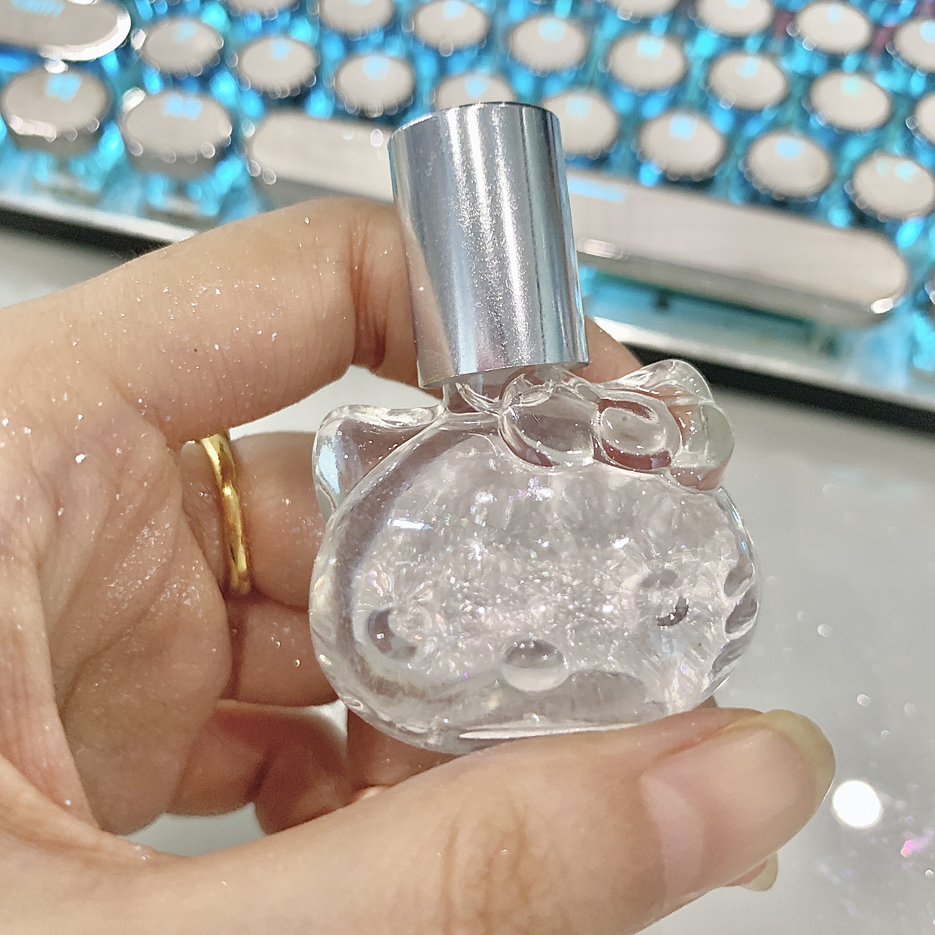 巨闪！钻石液体高光滚珠提亮高光液提亮修容身体脸部女珠光闪粉