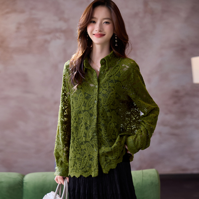 宝诗黎气质镂空植绒衬衫