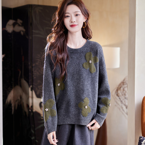 宝诗黎圆领钉钻慵懒毛衣