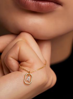 原创2023新款PD纯银厚镀18K金镶钻h字母项链吊坠叠戴轻奢节日礼物