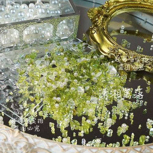 天然绿水晶碎石风暴美甲饰品
