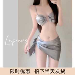 温泉泳衣女2024新款 性感比基尼度假拍照泳衣 高级感分体三件套时尚