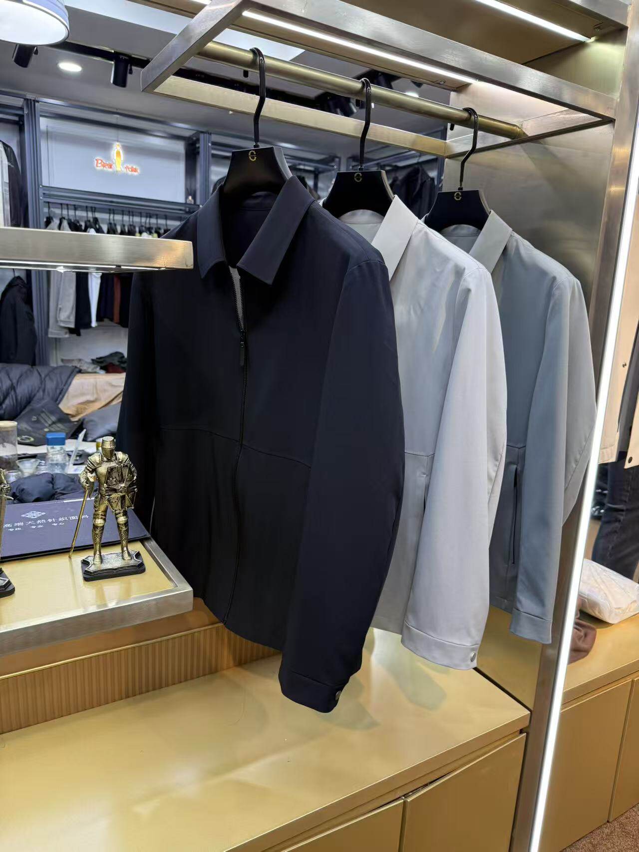 秀而高端2026早春新款休闲商务百搭翻领拉链时尚休闲上衣外套男