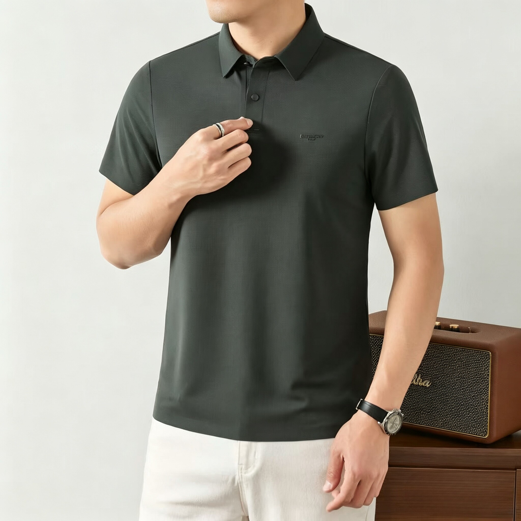 秀而高端2026早春新款男士简约休闲时尚百搭翻领短袖T恤7655