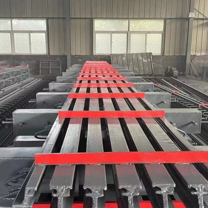 公路桥梁伸缩缝80型梳齿板式伸基础材料