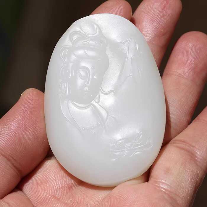 小胡子玉器籽料苏工观音
