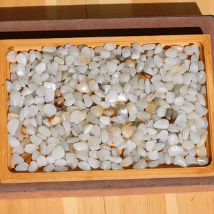 【小胡子玉器】和田玉籽料俏色皮 白玉 原石 手链项链一颗298元