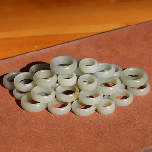 【小胡子玉器】和田玉 叶城山料 青白玉 20mm 指环