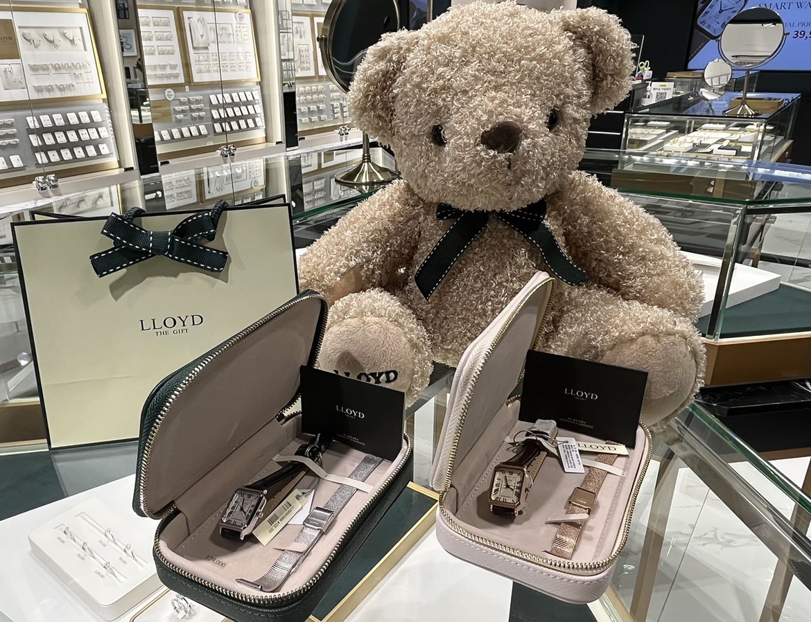 LLOYD现货包邮韩国罗马女生手表