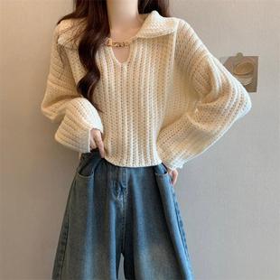 娃娃领白色短款毛衣女秋冬季新款设计感内搭v领小个子针织衫上衣