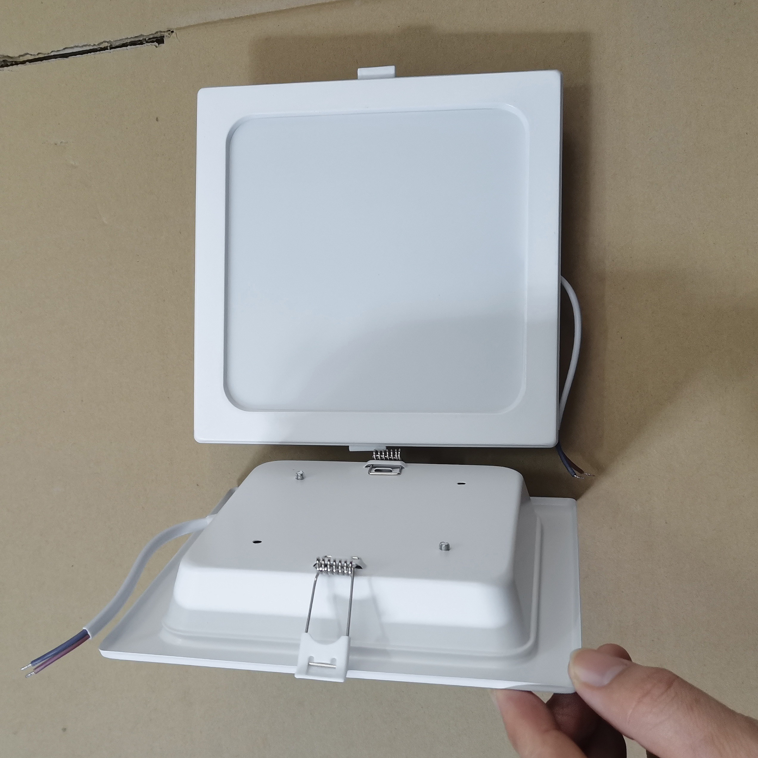 家居照明暗装方格栅led灯15*15天花卡扣开孔14*14嵌入式16吸顶灯