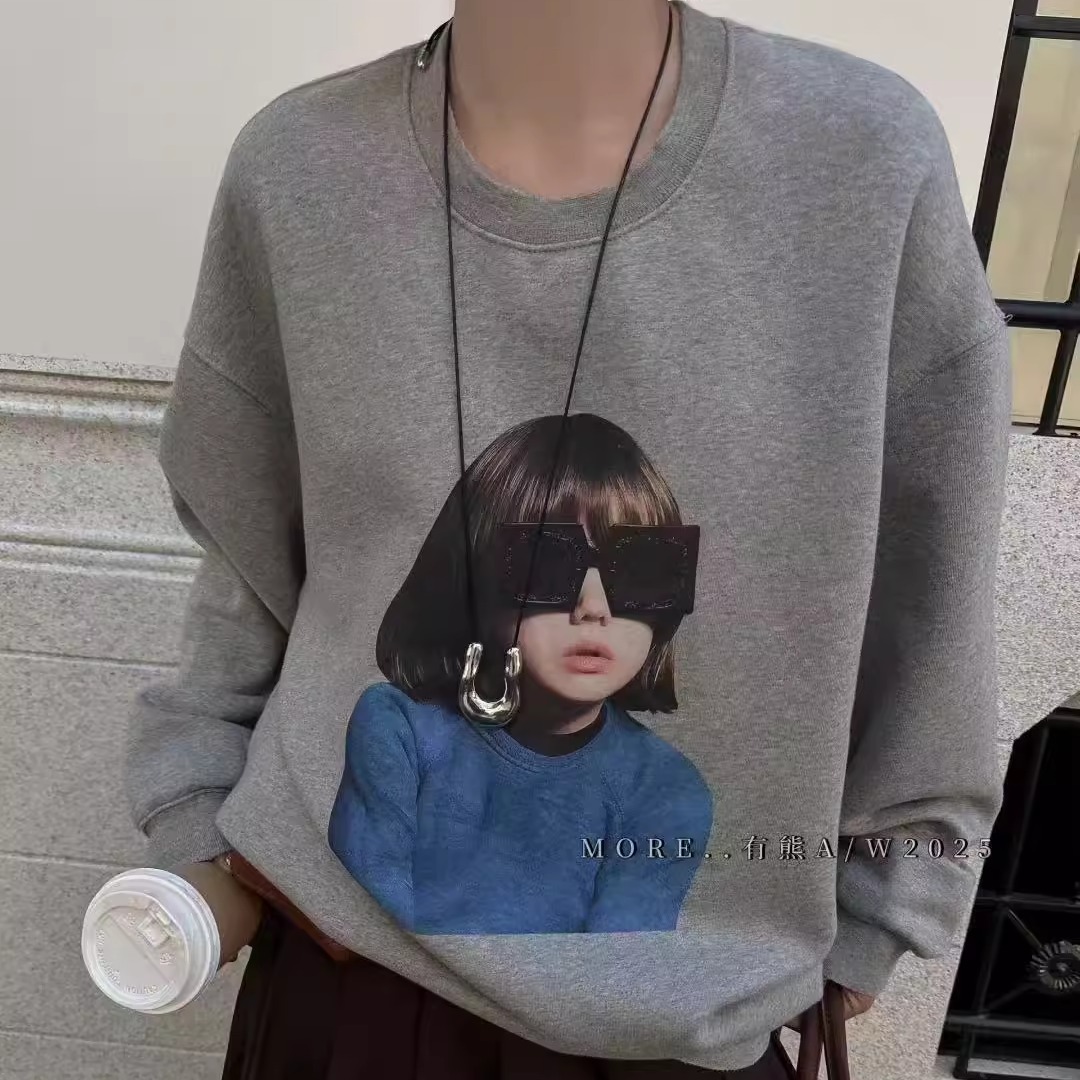 MORE有熊正品秋冬休闲百搭墨镜女孩印花宽松显瘦圆领卫衣上衣情侣