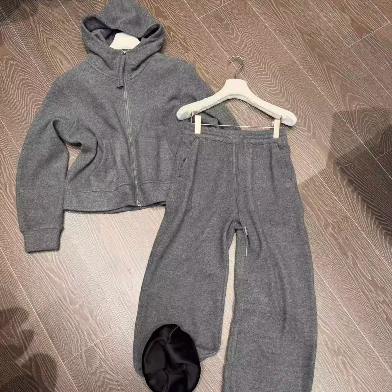 加绒JVVSISTER大头花同款拉链连帽开衫卫衣外套+休闲长裤两件套冬