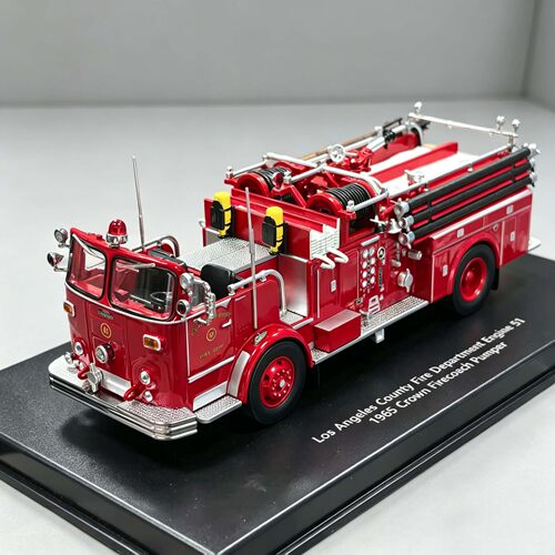 IR 1:50 1965 Crown Firecoach Pumper 洛杉矶县消防局51号消防车