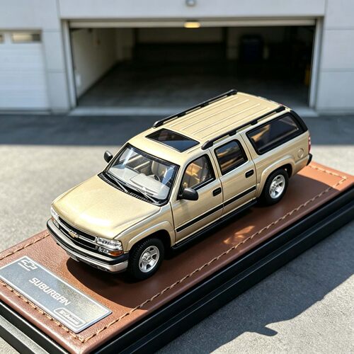 MK Miniatures 1:64 雪佛兰萨博班 GMT800世代 全尺寸SUV合金车模
