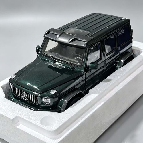 iScale 1:18 梅赛德斯奔驰 - AMG G63 4×4² 合金汽车模型收藏
