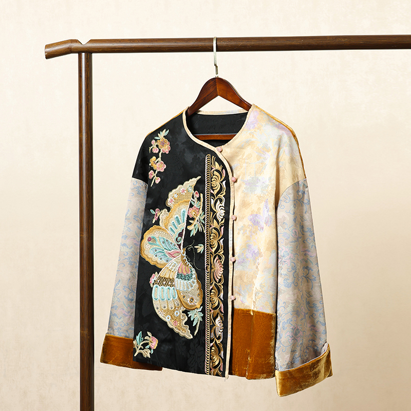 新中式重工蝴蝶刺绣外套