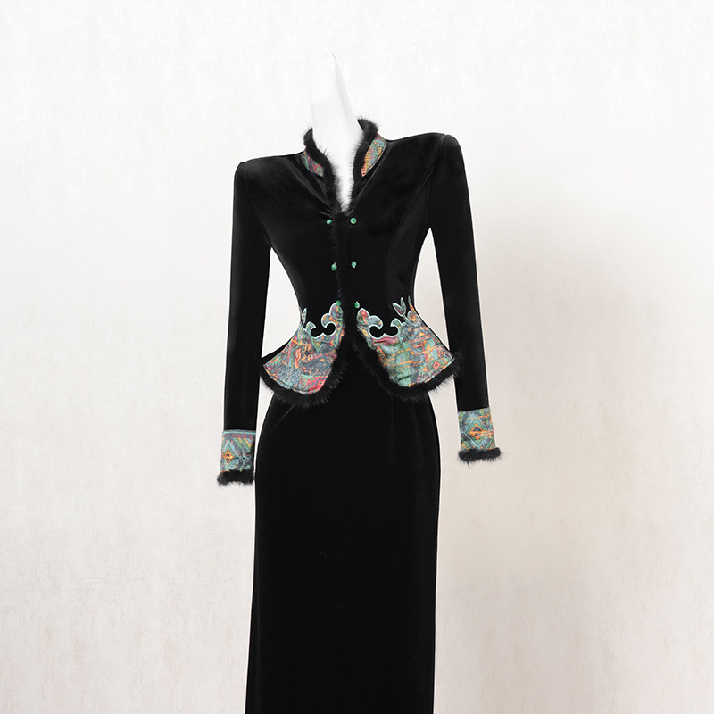 黑色新中式国风改良连衣裙女冬季长裙毛毛拼接设计感高端礼服裙子