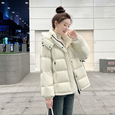 90白鸭绒宽松短款连帽羽绒服女