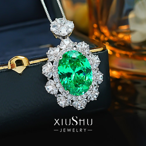 帕拉伊巴绿碧玺色鸽子蛋项链