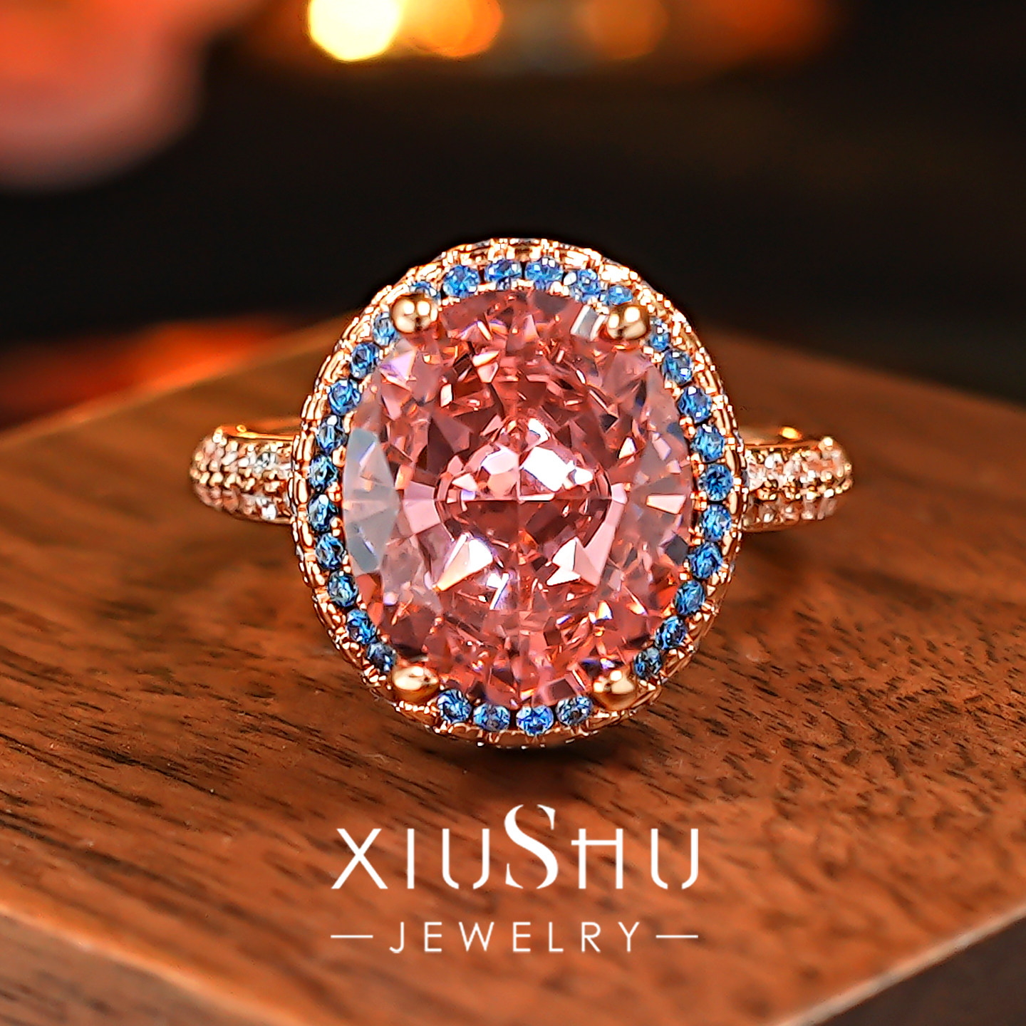 复古奢华椭圆形8克拉大黄钻戒指复古宫廷彩宝撞色设计玫瑰金色托