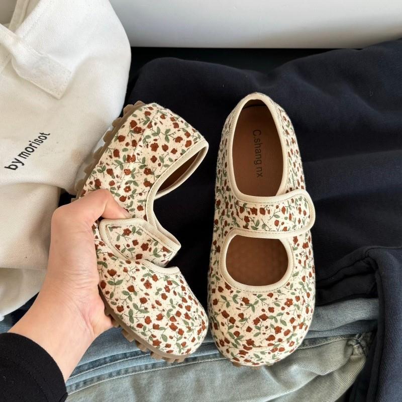 小众甜美碎花魔术贴平底玛丽珍鞋女2025新款法式复古软底豆豆单鞋