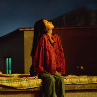 刘浩存同款2022年春夏季复古盐系炸街长袖甜美纯色宽松型牛仔外套