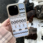 花椰子冬日企鹅毛衣费尔岛北欧电镀银边手机软壳适用于iPhone16Pro苹果15promax软包防摔14 13奶蓝色