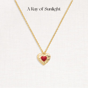 A Ray of Sunlight 「Love」节日系列珐琅爱心项链情人节520送礼